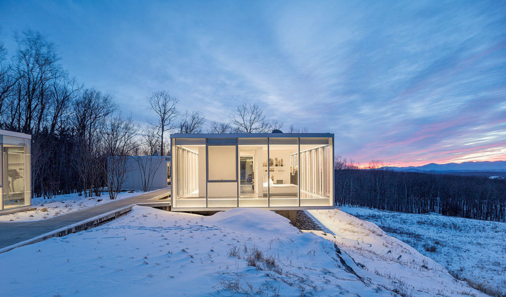 A Winter Beauty minimalist house design