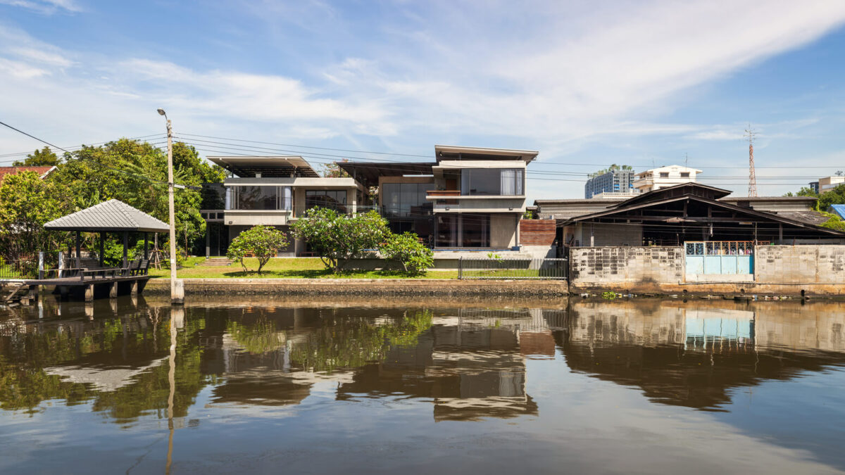 An Overview of Sala Canal: The Beautiful House in Bangkok