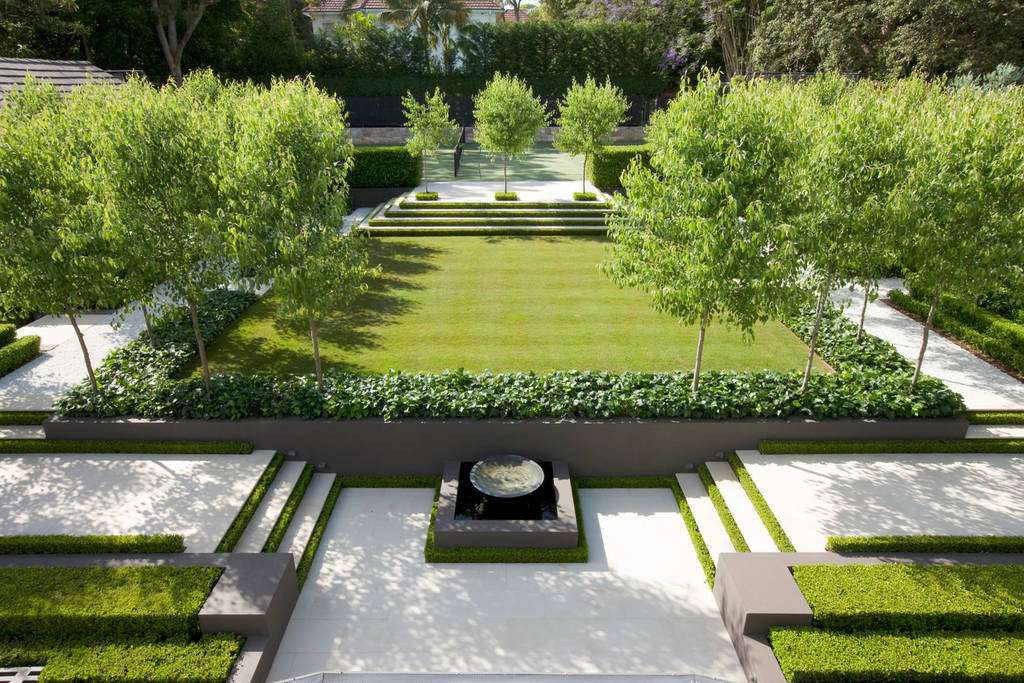 Geometric shapes of modern landscape design 