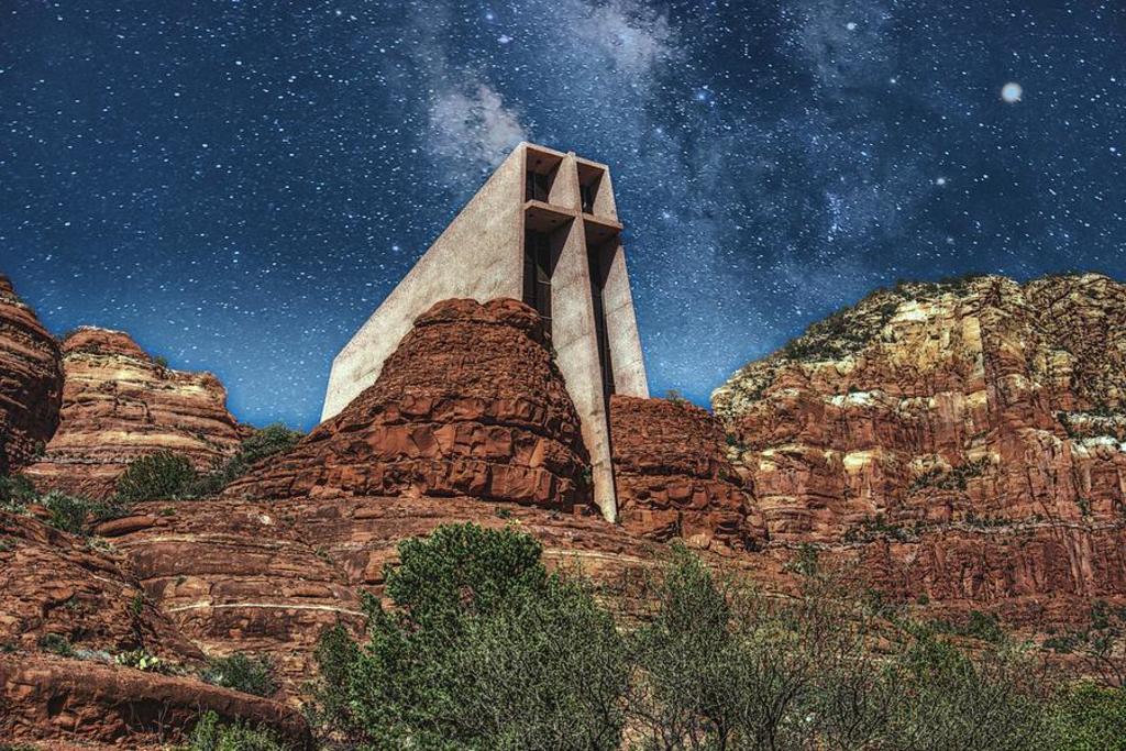 chapel of the holy cross sedona 