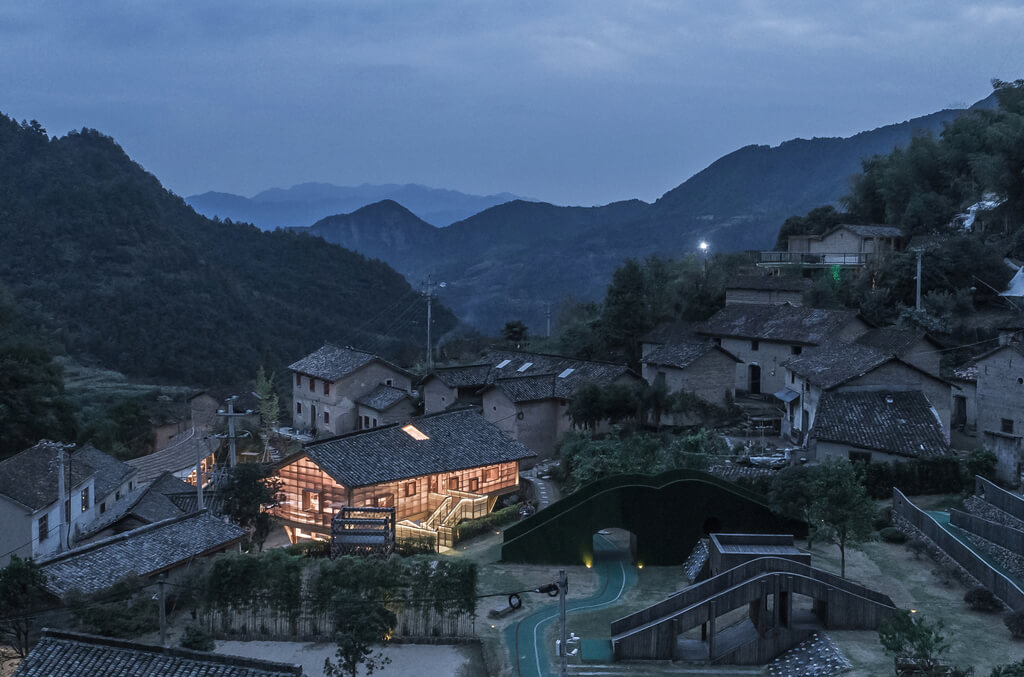 Arial view of Mountain House in Mist by Shulin Architectural Design