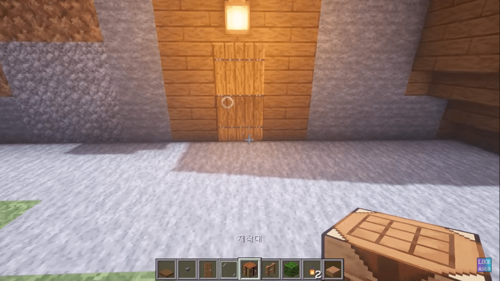 doors and windows In Minecraft Mountain House