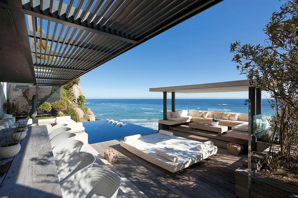 ARRCC presents Horizon Villa patio with a view of the ocean 