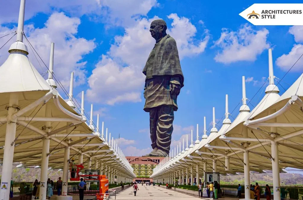 Top 10 Most Iconic Tallest Statues in The World!