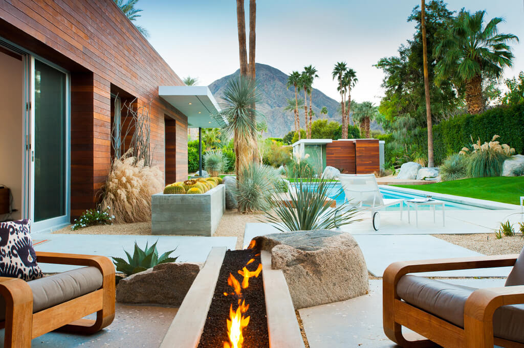 mid century modern house porch area