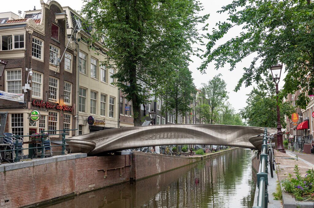 MX3D Smart Bridge World’s First 3D Printed Steel Bridge