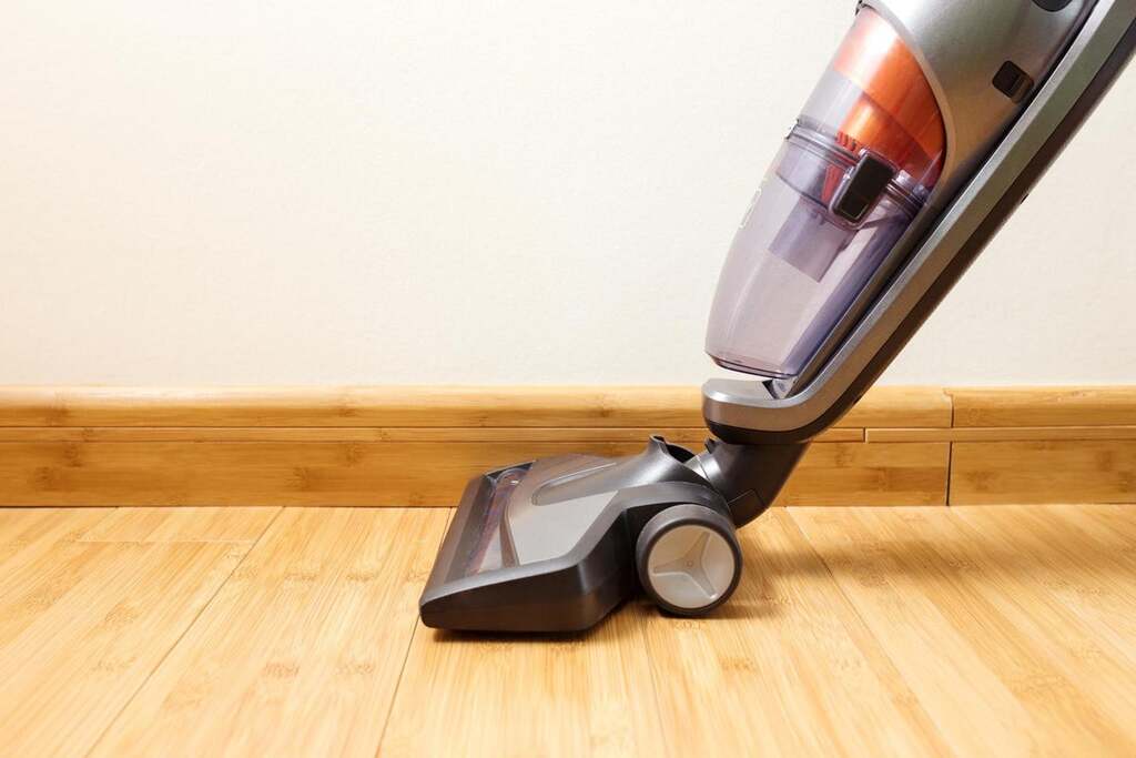 Cordless stick vacuum cleaner