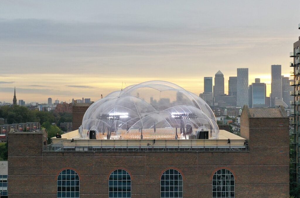 Transparent Dome by Smiljan Radic : A Bubble for Fashion Show
