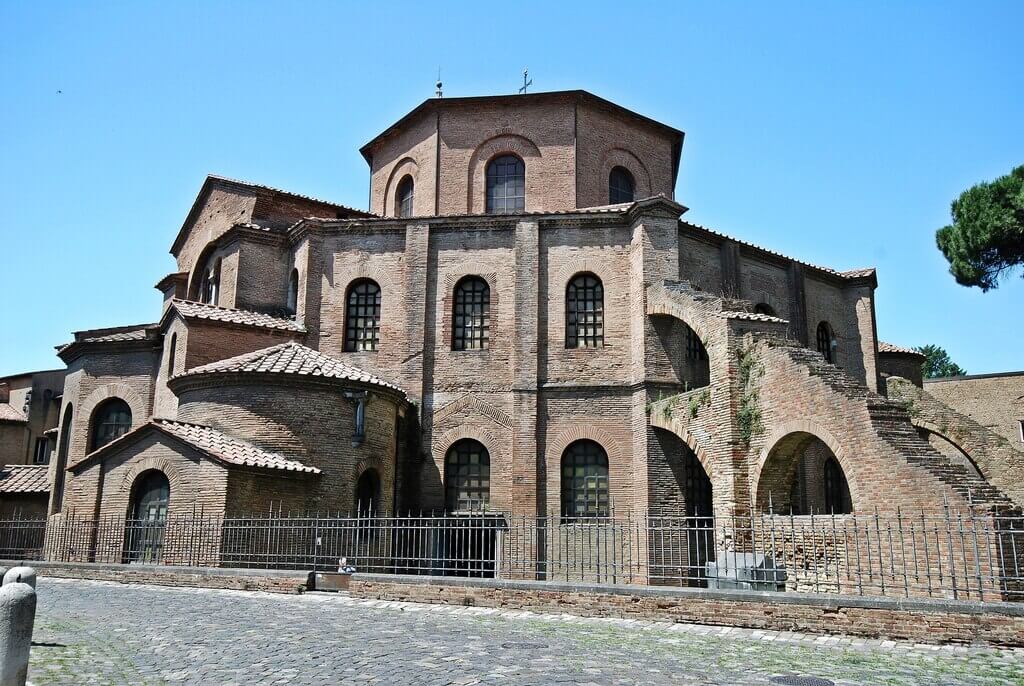 Round Arches byzantine architecture