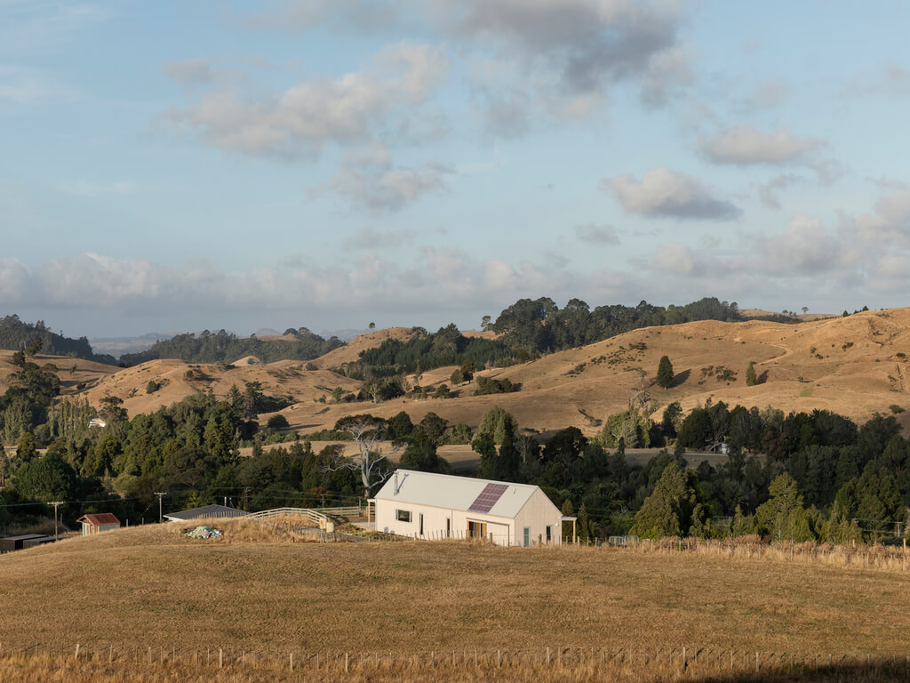 Construction Process of The Karangahake House 