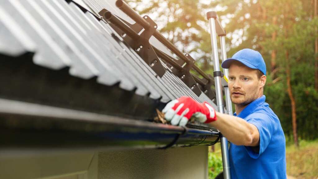 Cons of DIY Installing Your Own Gutters