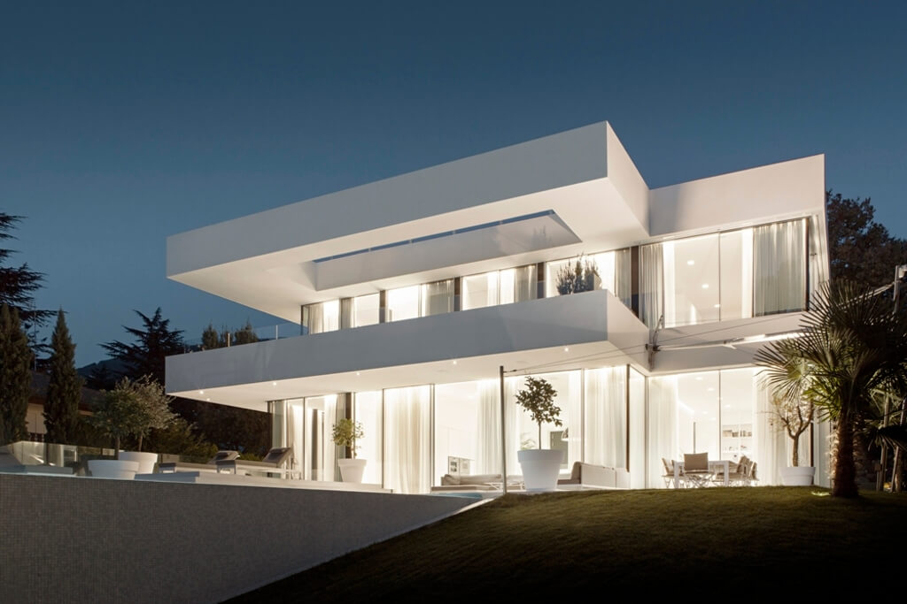 modern simple white dream house