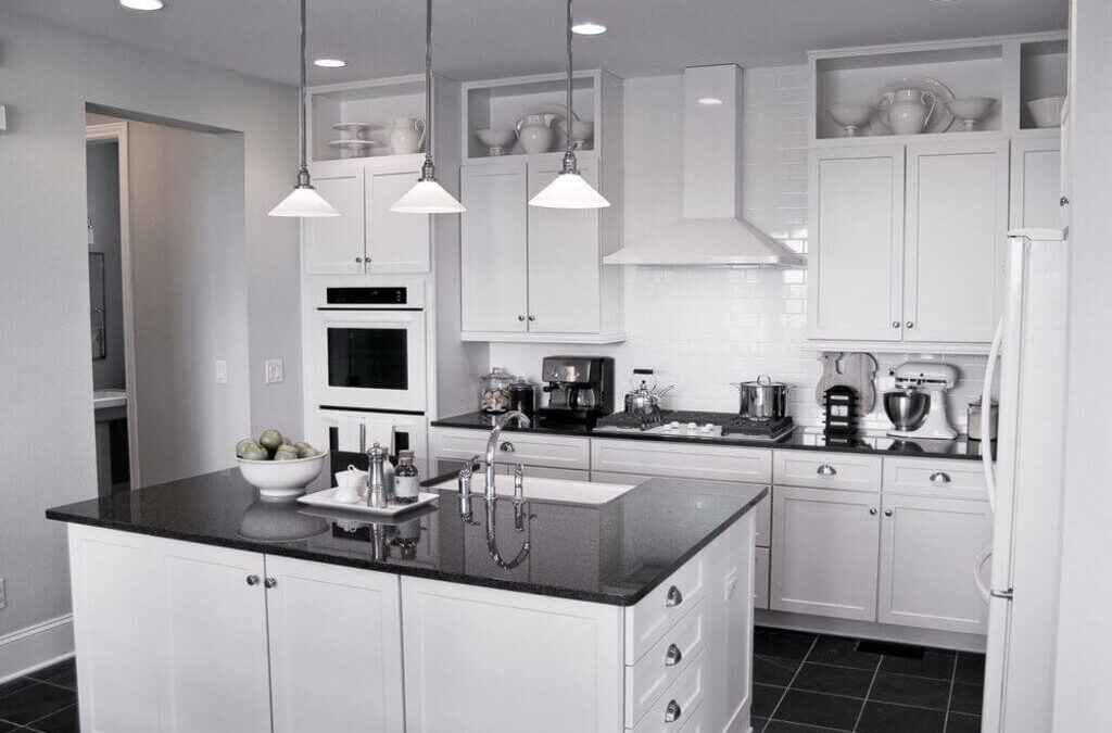 White Kitchen Cabinets: Are They Perfect for Your Kitchen?