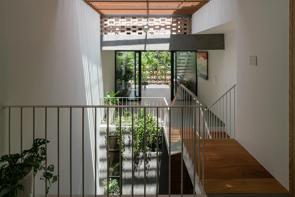 H House G+ Architects stairs