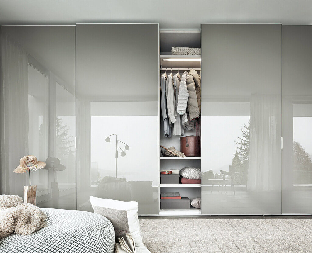 bedroom wardrobe with Sliding Doors