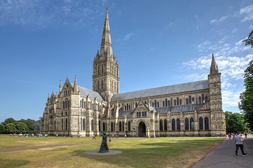  Salisbury Cathedral