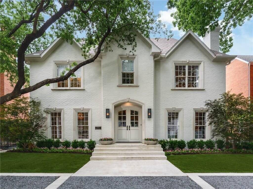 Advantages Of Having a White-Painted Brick House