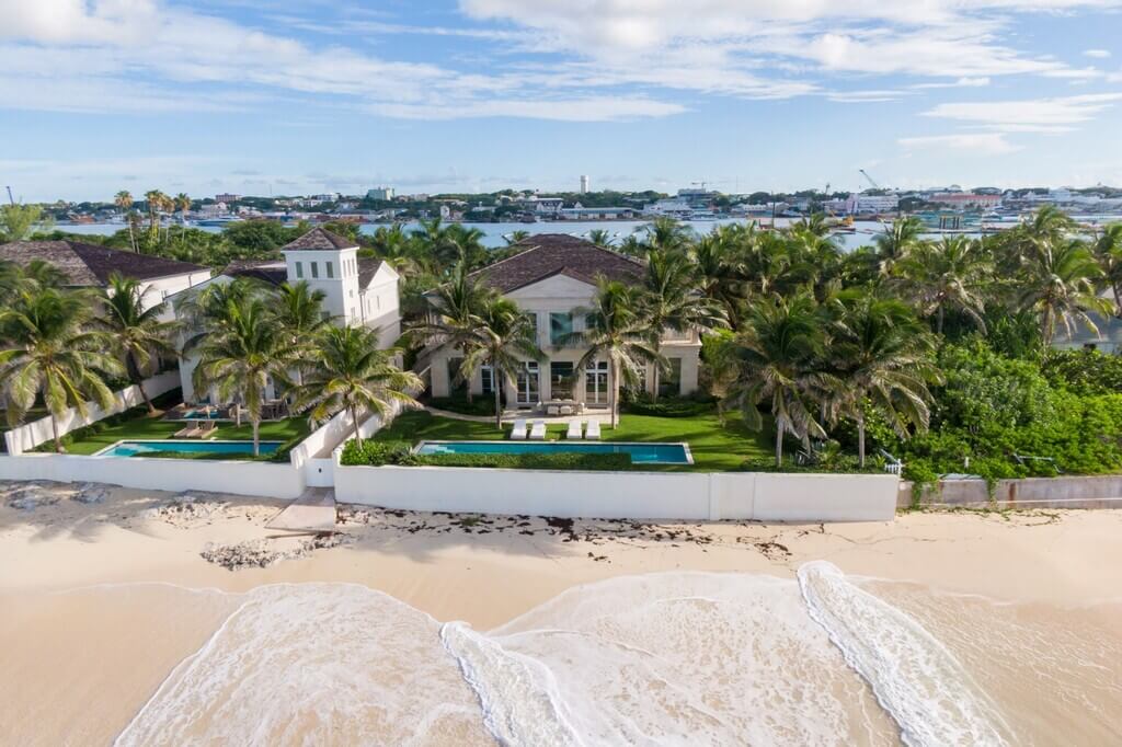 Paradise West Beach Villa 3 Paradise Island, Bahamas