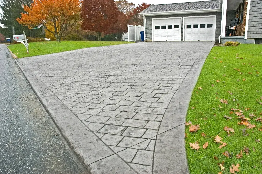 Stenciled Concrete Driveway Designs 