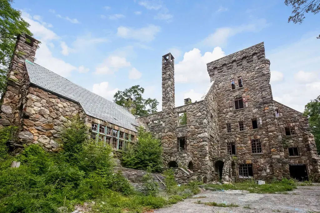 Elda Castle, New York