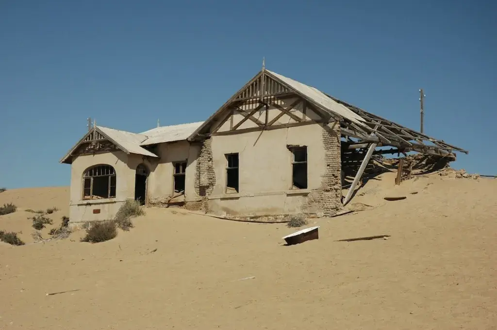 Desert Dwellings, Kolmanskop