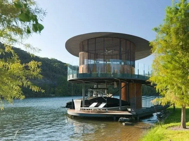 Cylindrical Shaped Floating Home