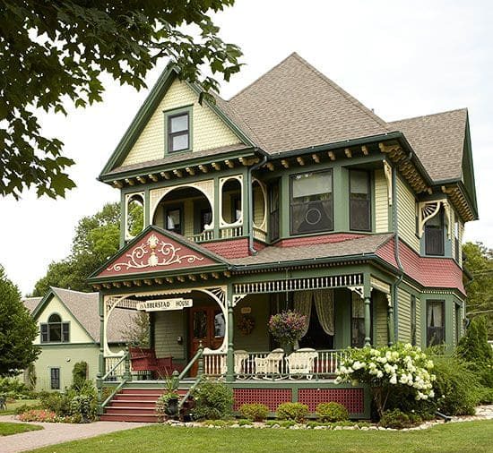 Shingle Style Victorian Houses