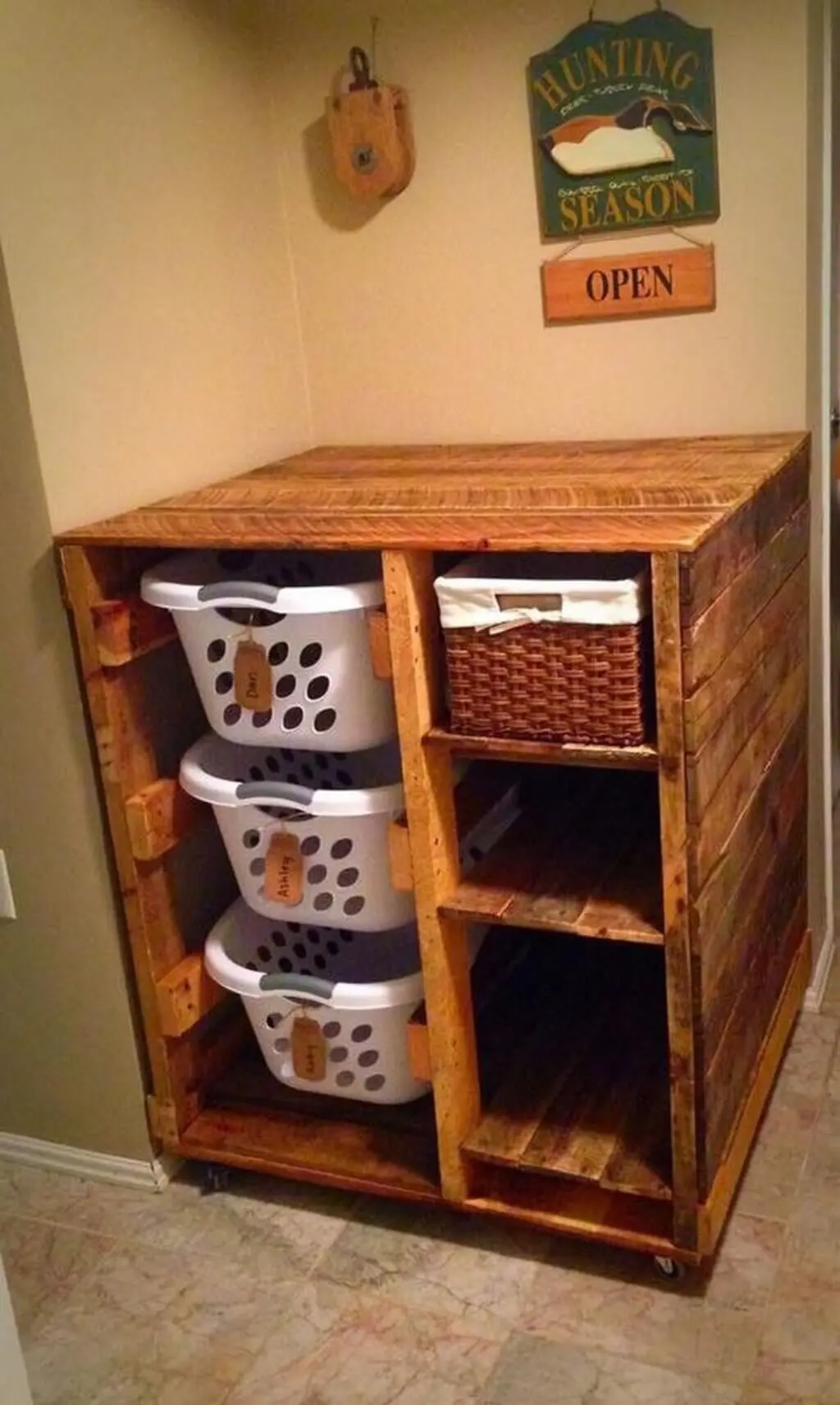 Open-Frame Laundry Basket Organizer