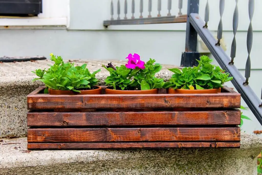 Pallet Planter Box