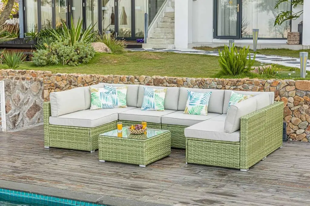 Materials and Construction of Patio Furniture Sections  
