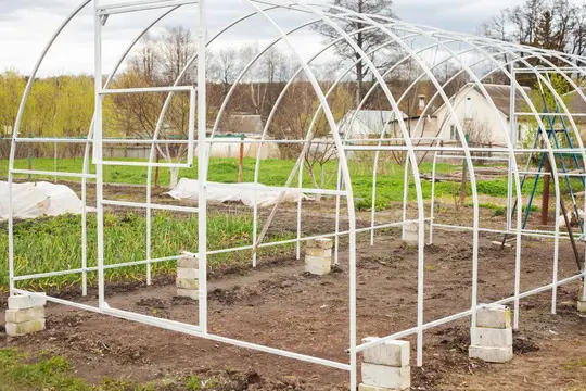 Build the Frame greenhouse