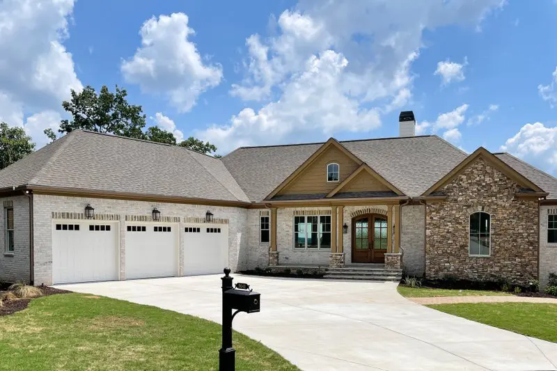 Lake House with Garage