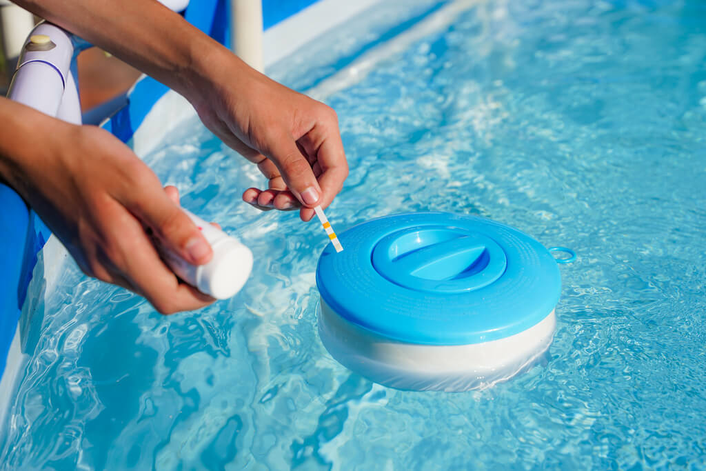 Salt Water Pool Chlorinator