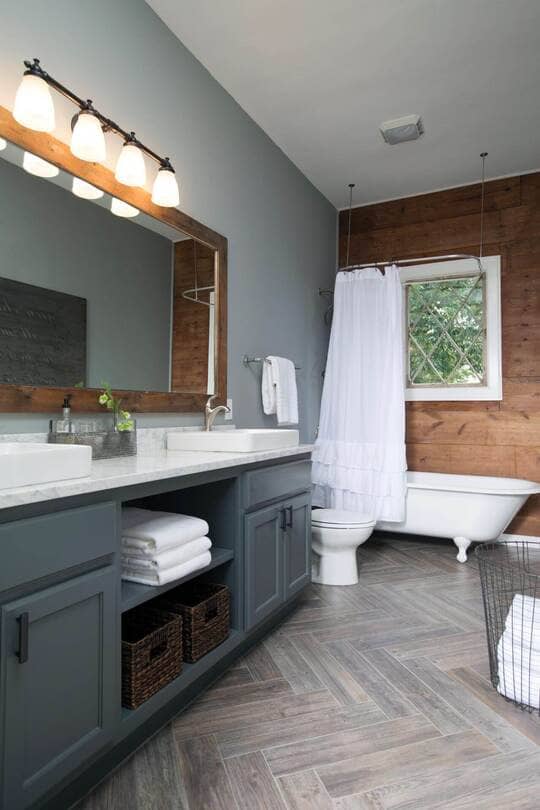 Country Bathroom Style With a Twist
