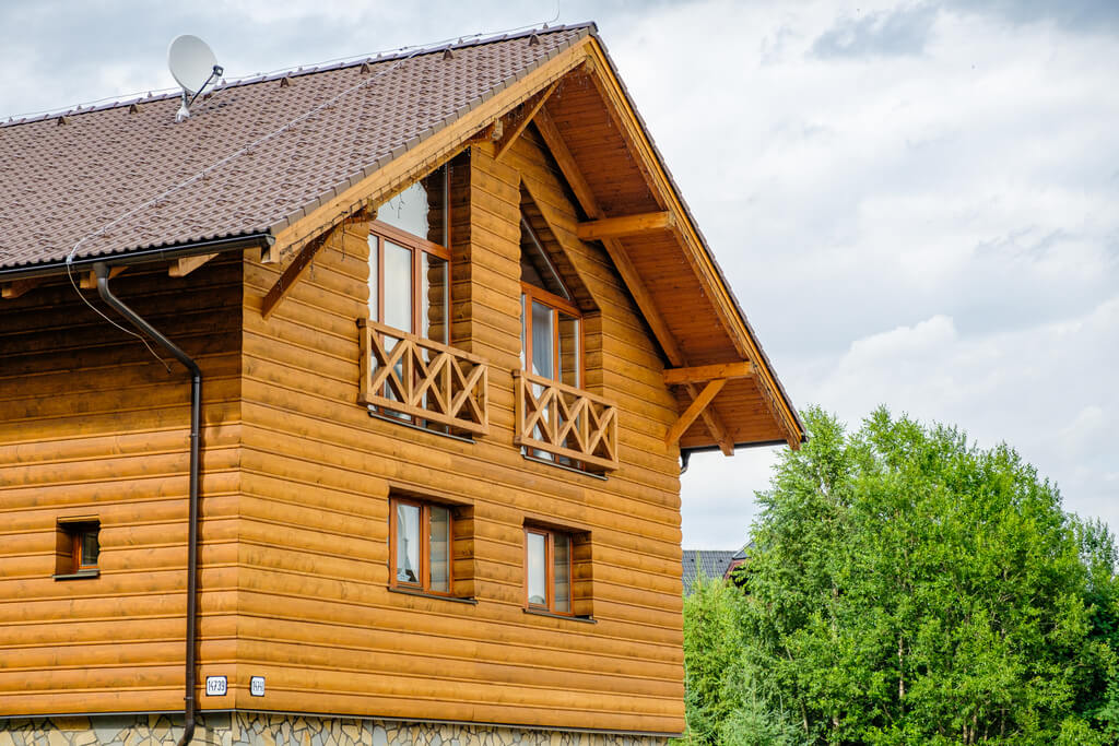 size of gable roof