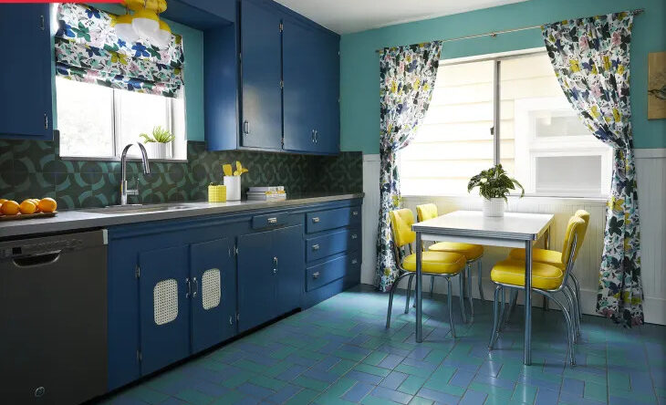 Funky Breakfast Nooks With The Blend of Blue and Yellow