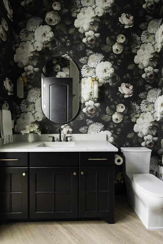 textured wallpaper in bathroom