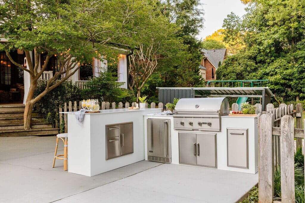 Modular Outdoor Kitchen