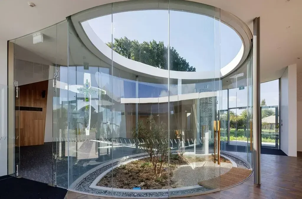 The Use Of Curved Glass In Architectural Design