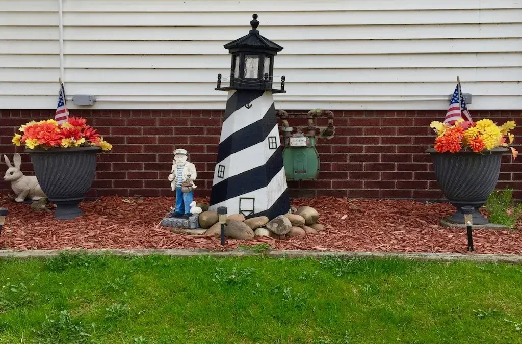 Transform Your Curb Appeal with Lawn Lighthouse Outdoor Home Decor